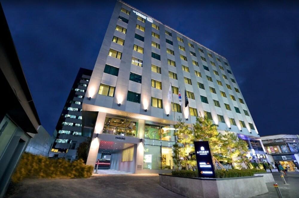 Hotel Midcity Myeongdong โซล ภายนอก รูปภาพ