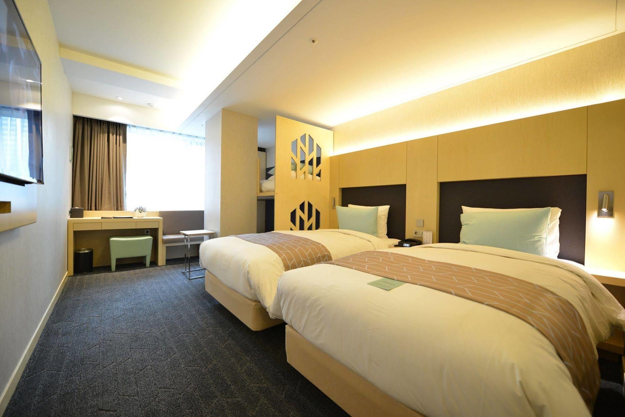 Hotel Midcity Myeongdong โซล ภายนอก รูปภาพ